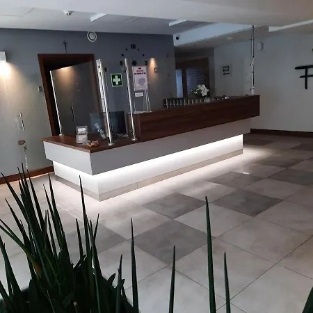 弗特克斯酒店 3*