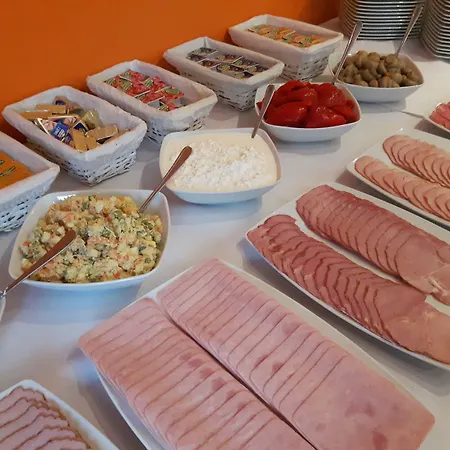 弗特克斯酒店 3* 宗布基