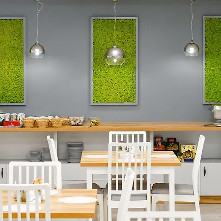 Couette-café Fotex 3*