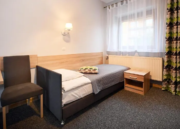 Fotex Nocleg ze śniadaniem Ząbki